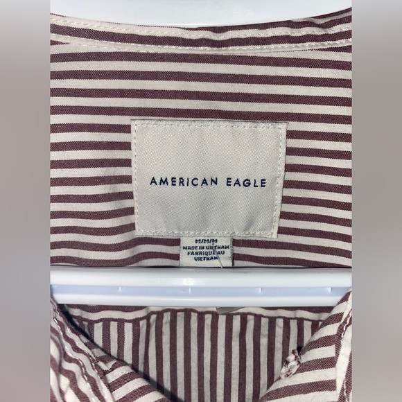 American Eagle button up t-shitt - Picture 3 of 3